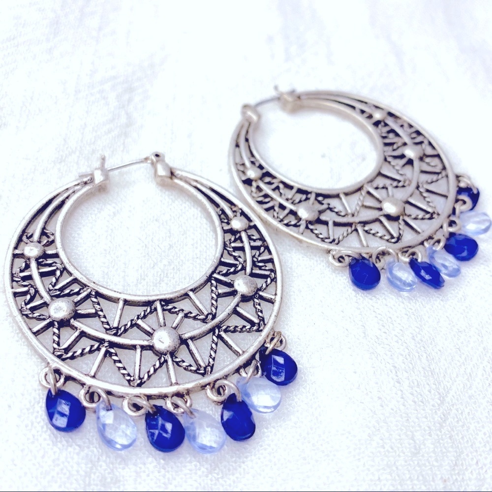 ❣️$25/3❣️ Exotic Sliver Plated Blue Resin Beads Hoop Earrings - Picture 1 of 8
